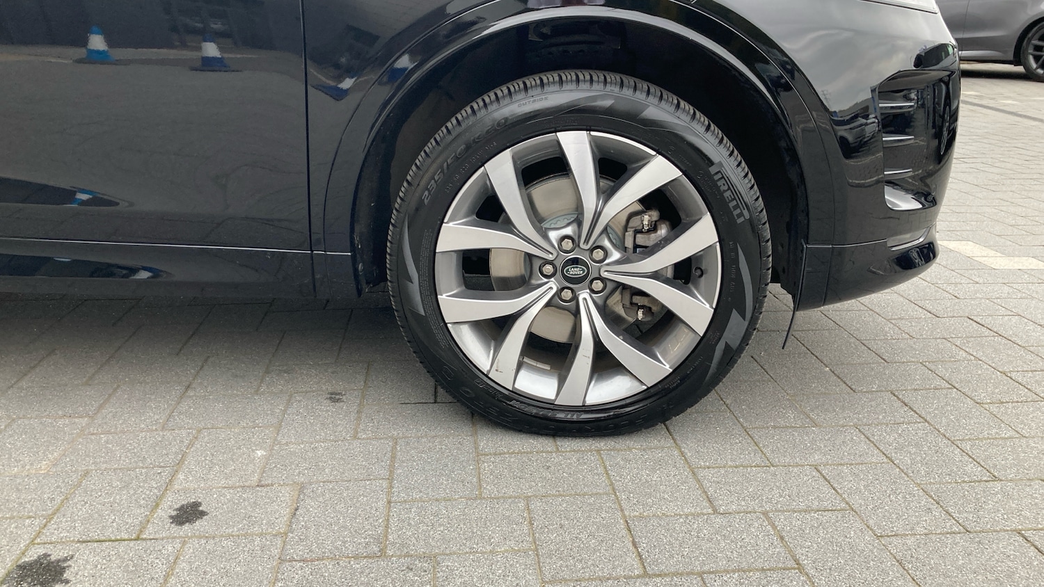 Used Land Rover Discovery Sport 2024 for sale - 76287890: Photo 8