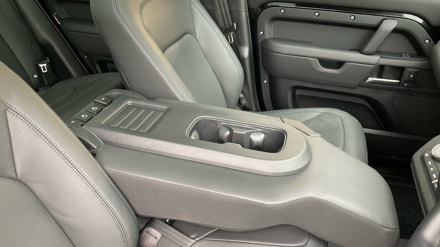 Used Land Rover Defender 2025 for sale - 77435630: Photo 22