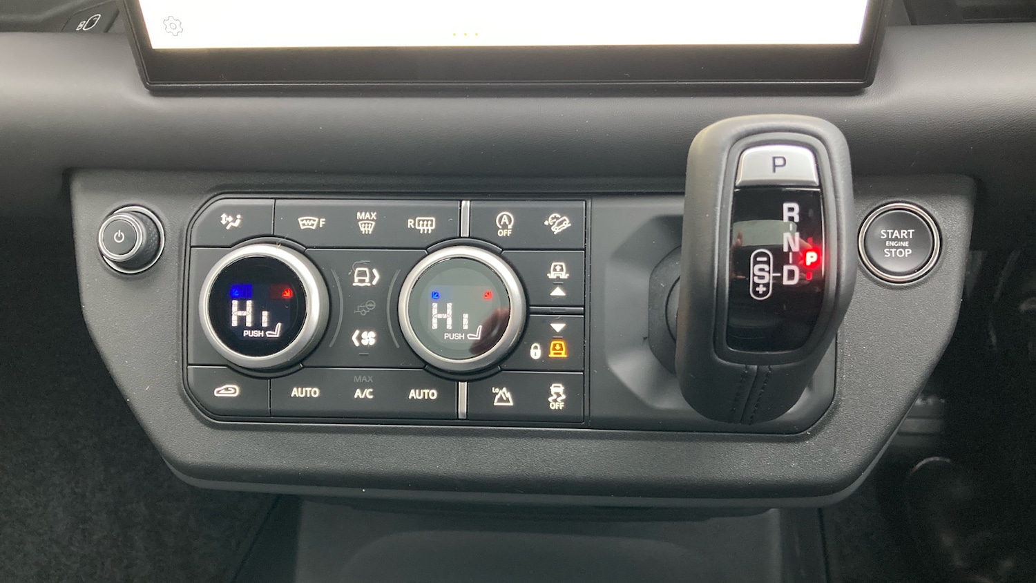 Used Land Rover Defender 2025 for sale - 77435630: Photo 34