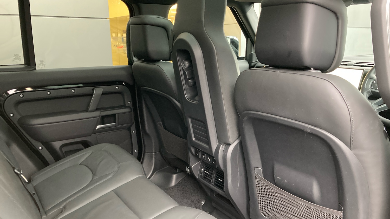 Used Land Rover Defender 2025 for sale - 77435630: Photo 37