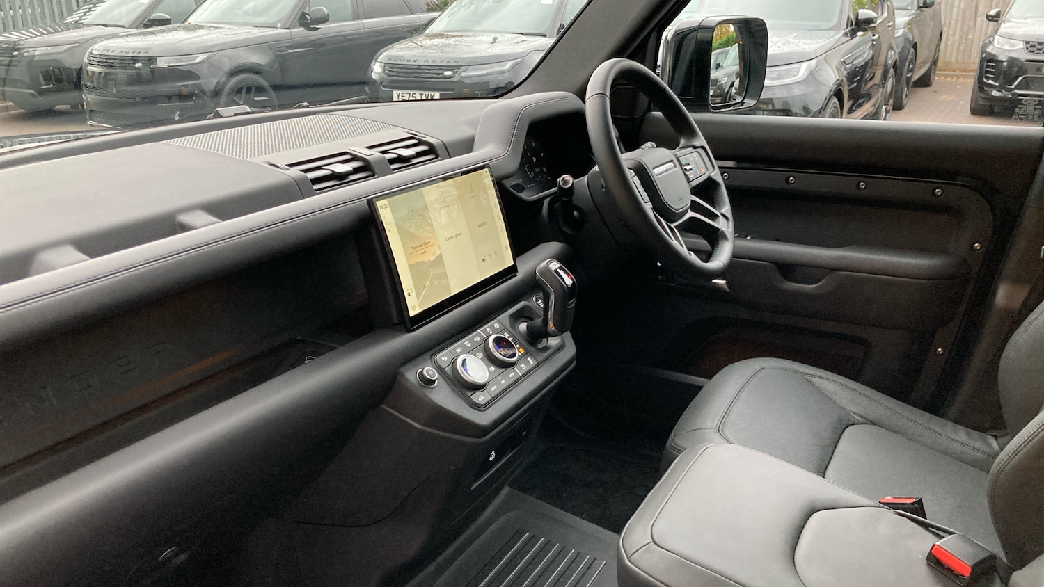 Used Land Rover Defender 2025 for sale - 77435630: Photo 42