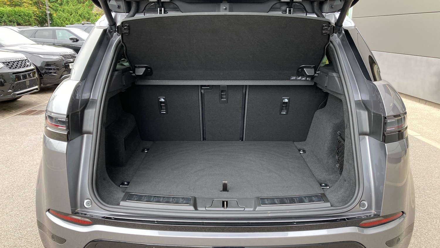 Used Land Rover Range Rover Evoque 2025 for sale - 77323854: Photo 10