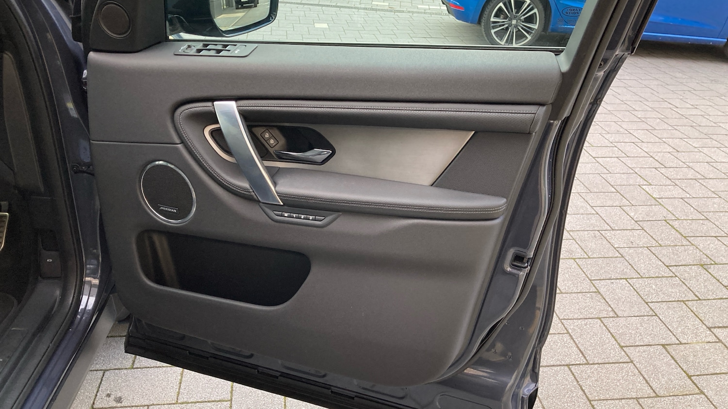 Used Land Rover Discovery Sport 2024 for sale - 76384911: Photo 22