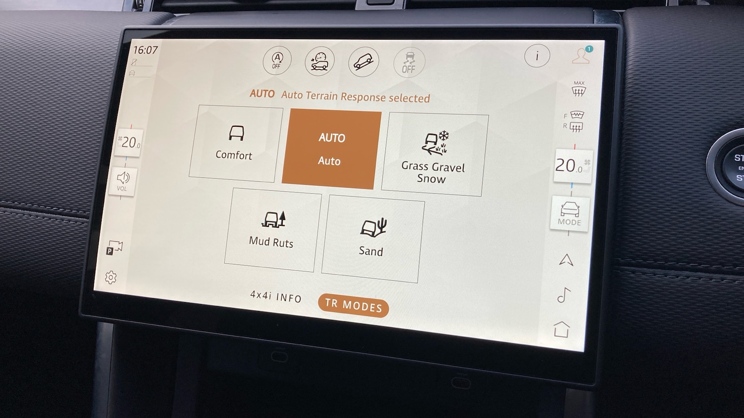 Used Land Rover Discovery Sport 2024 for sale - 76384911: Photo 32