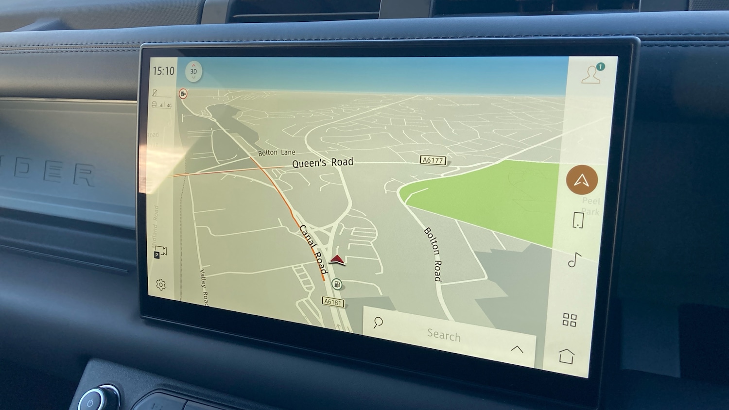 Used Land Rover Defender 2024 for sale - 76413262: Photo 11