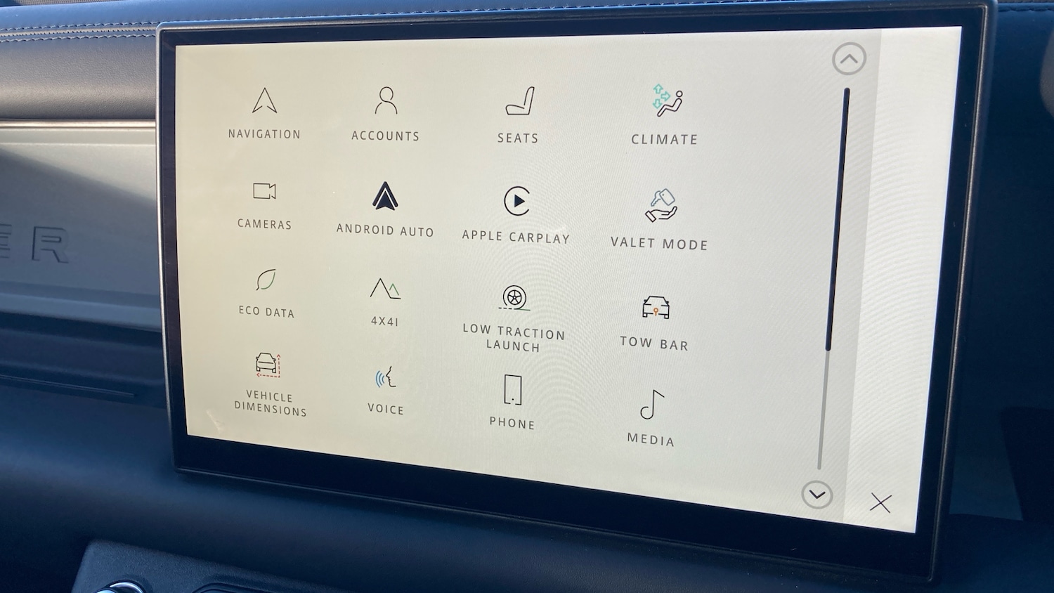 Used Land Rover Defender 2024 for sale - 76413262: Photo 29