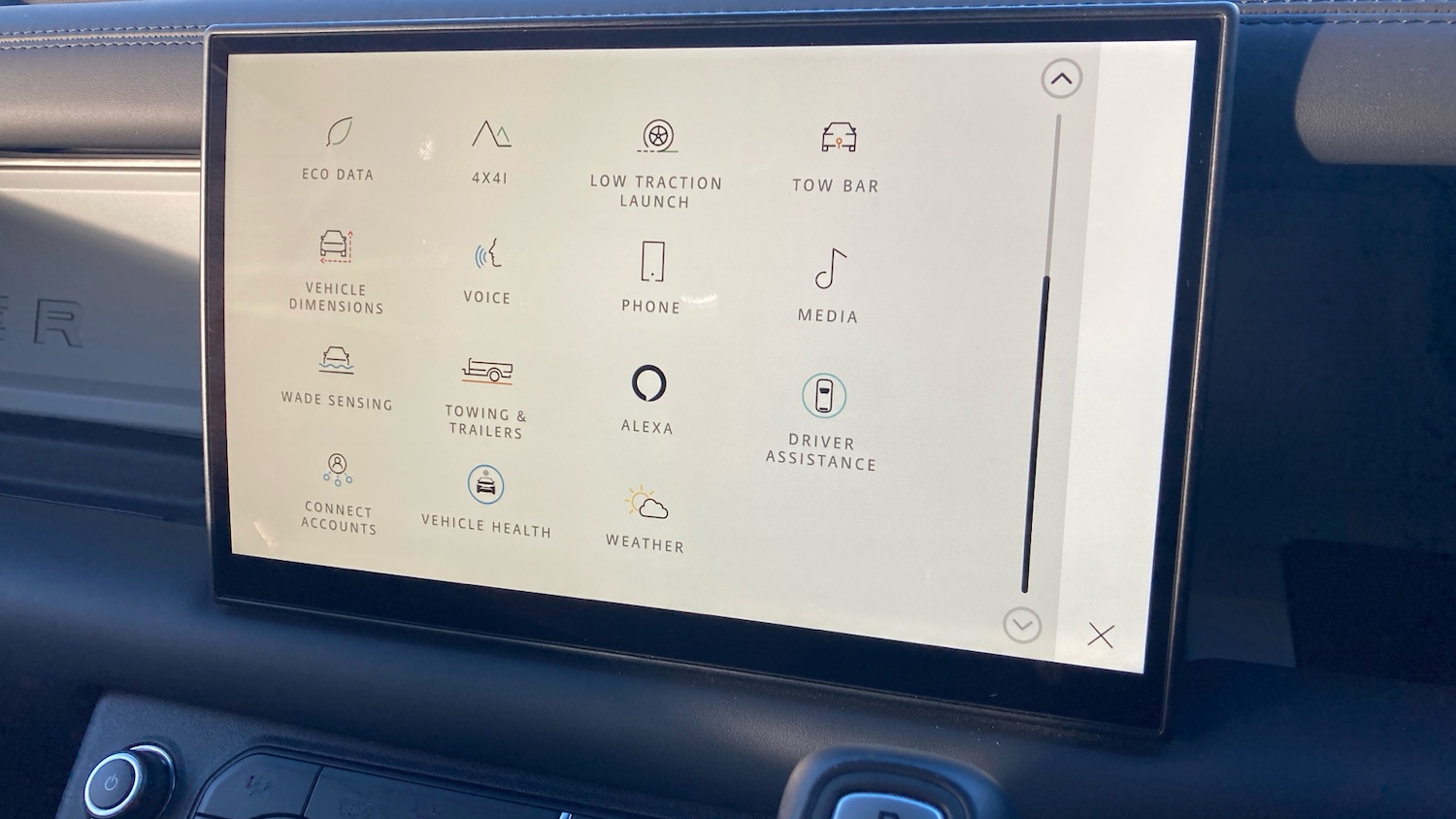 Used Land Rover Defender 2024 for sale - 76413262: Photo 30