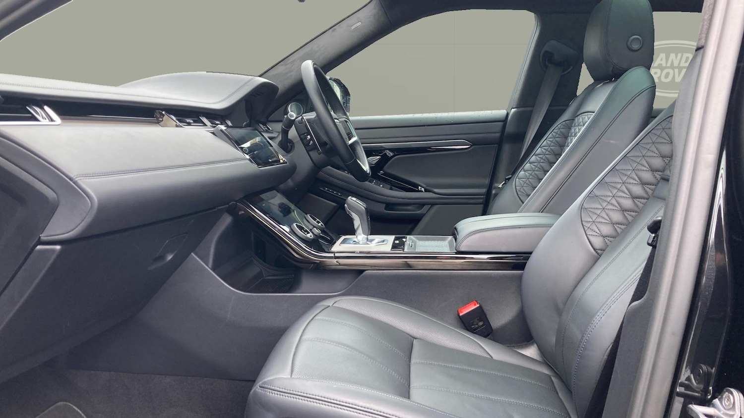 Used Land Rover Range Rover Evoque 2023 for sale - 76627761: Photo 3