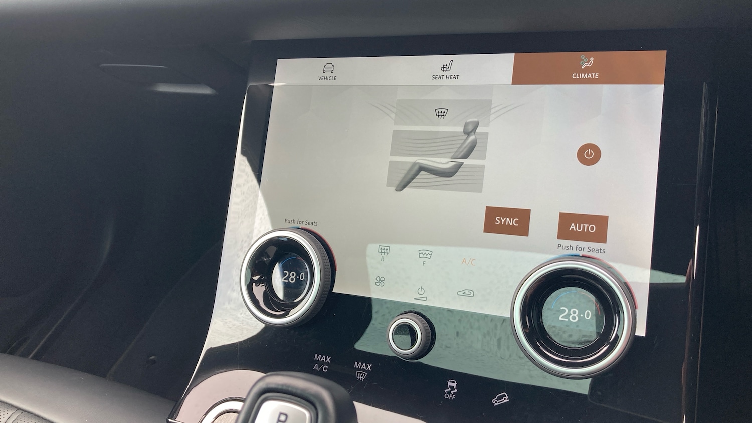 Used Land Rover Range Rover Evoque 2023 for sale - 76627761: Photo 33