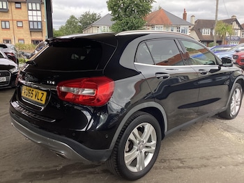 Used Mercedes-Benz GLA 2015 for sale - 79107482: Photo