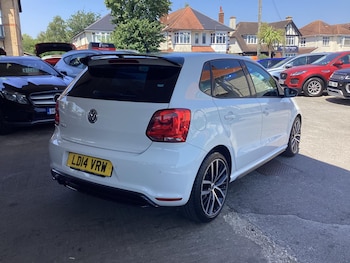 Used Volkswagen Polo 2014 for sale - 79107435: Photo