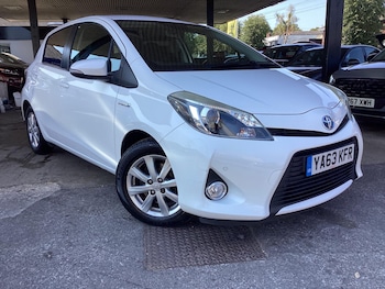 Used Toyota Yaris 2014 for sale - 79533130: Photo