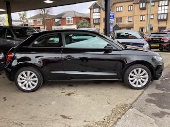 Used Audi A1 2014 for sale - 78259951: Photo