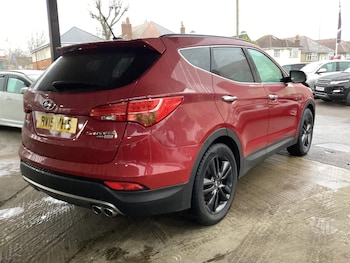 Used Hyundai Santa Fe 2015 for sale - 78261478: Photo