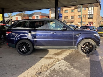 Used Land Rover Range Rover Sport 2016 for sale - 78261231: Photo