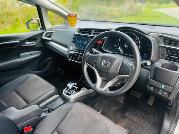 Used Honda Jazz 2014 for sale - 76171611: Photo 14