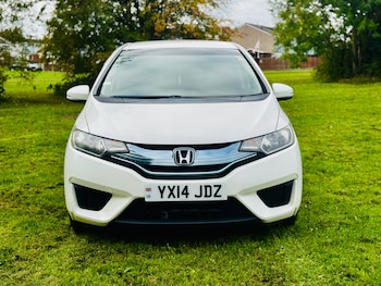 Used Honda Jazz 2014 for sale - 76171611: Photo