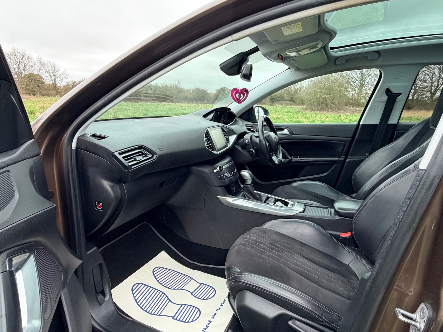 Used Peugeot 308 2014 for sale - 77779084: Photo 10