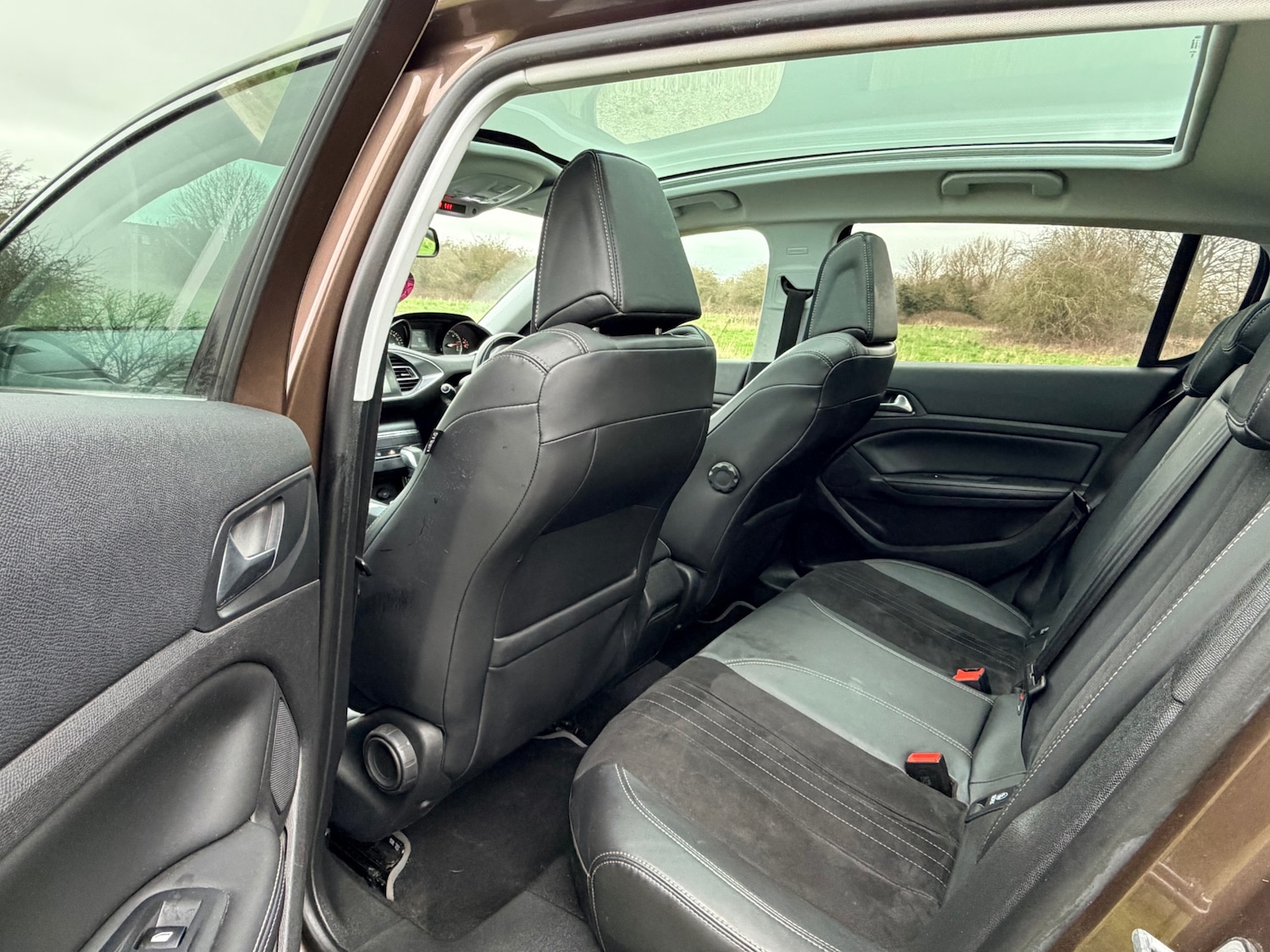 Used Peugeot 308 2014 for sale - 77779084: Photo 11