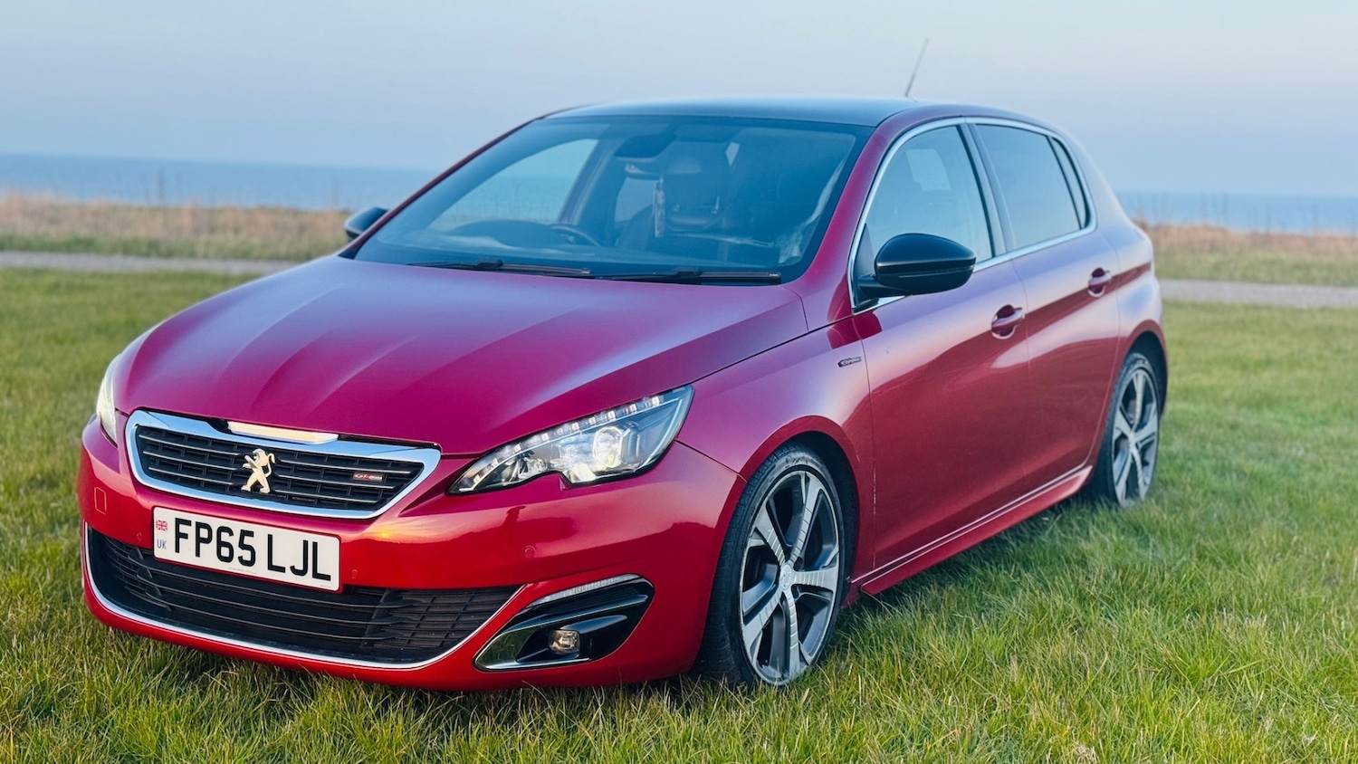 Used Peugeot 308 2015 for sale - 78176451: Photo 1
