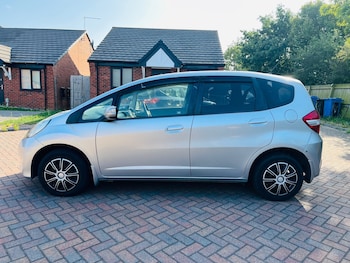 Used Honda Jazz  for sale - 75586148: Photo