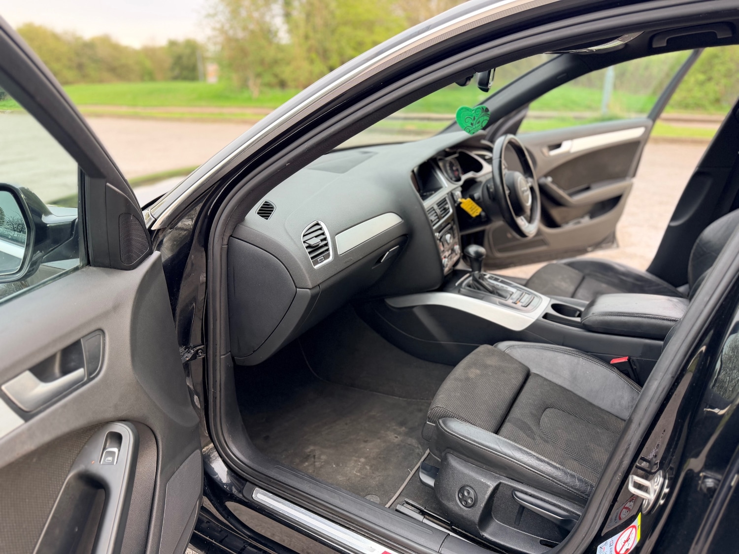 Used Audi A4 2012 for sale - 78114998: Photo 11