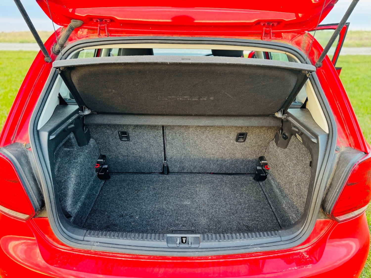 Used Volkswagen Polo 2010 for sale - 78087305: Photo 15