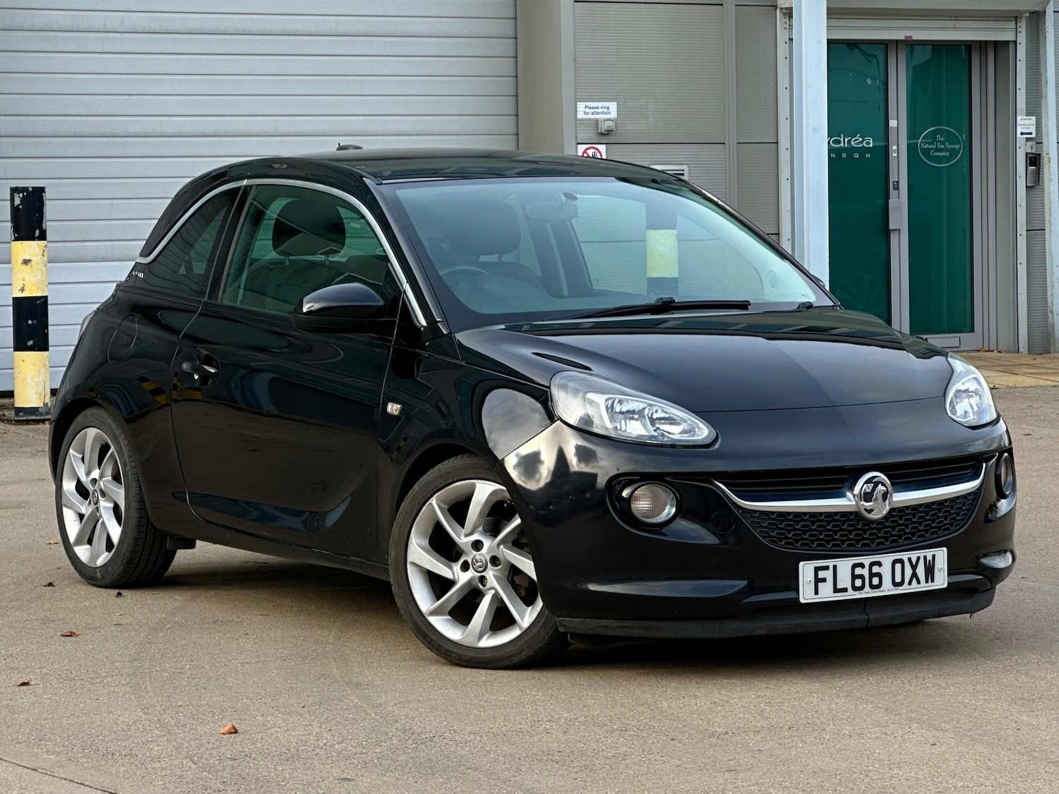 Used Vauxhall ADAM 2016 for sale - 76777734: Photo 1