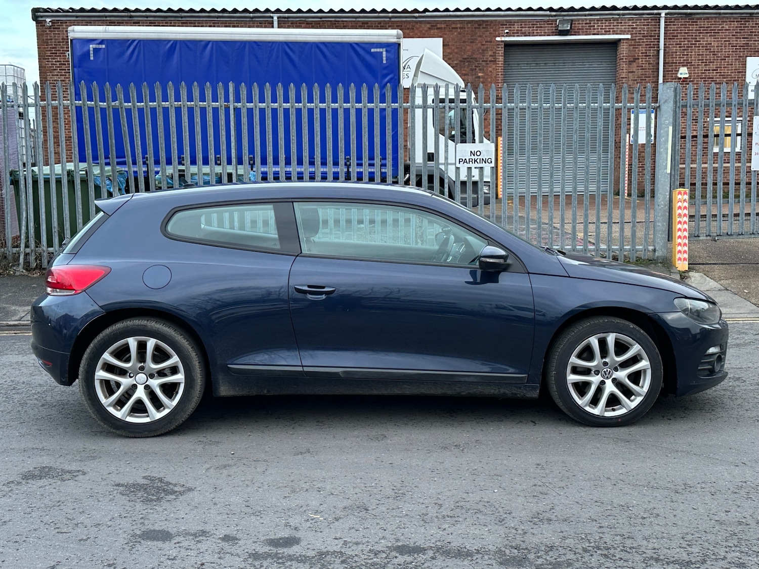 Used Volkswagen Scirocco 2012 for sale - 77173537: Photo 10