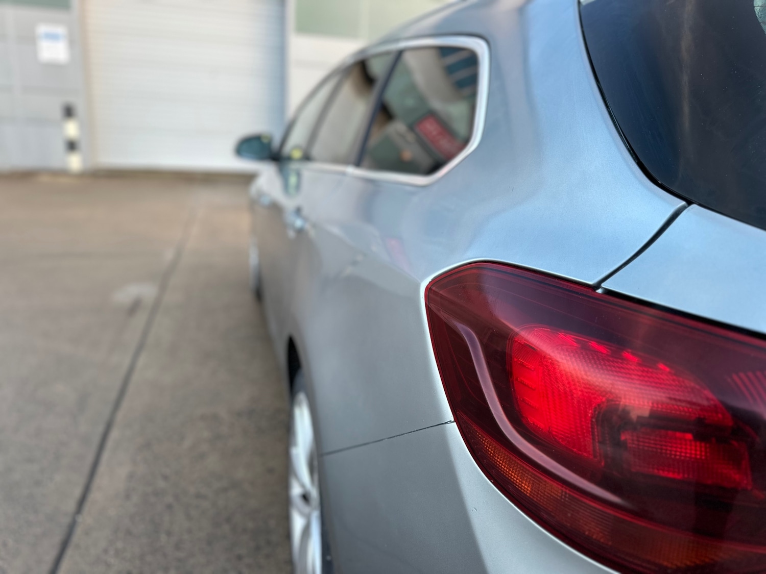 Used Vauxhall Astra 2013 for sale - 77245860: Photo 14