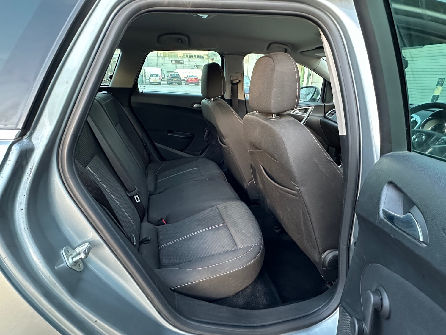 Used Vauxhall Astra 2013 for sale - 77245860: Photo 16