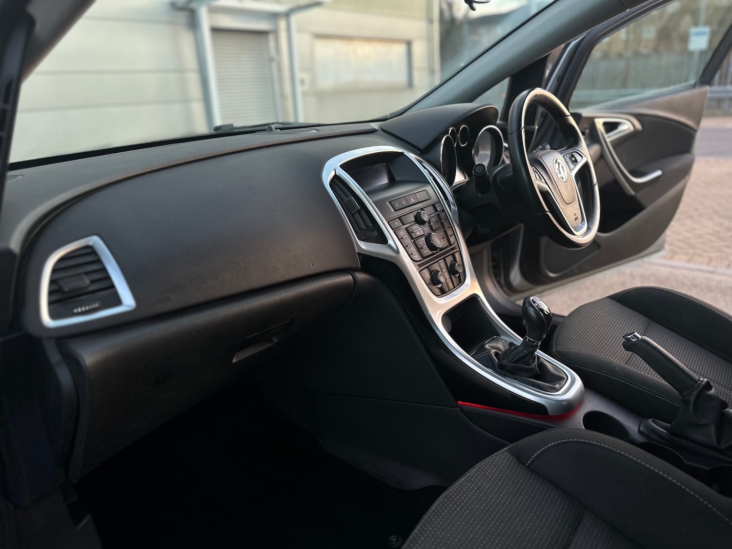 Used Vauxhall Astra 2013 for sale - 77245860: Photo 19