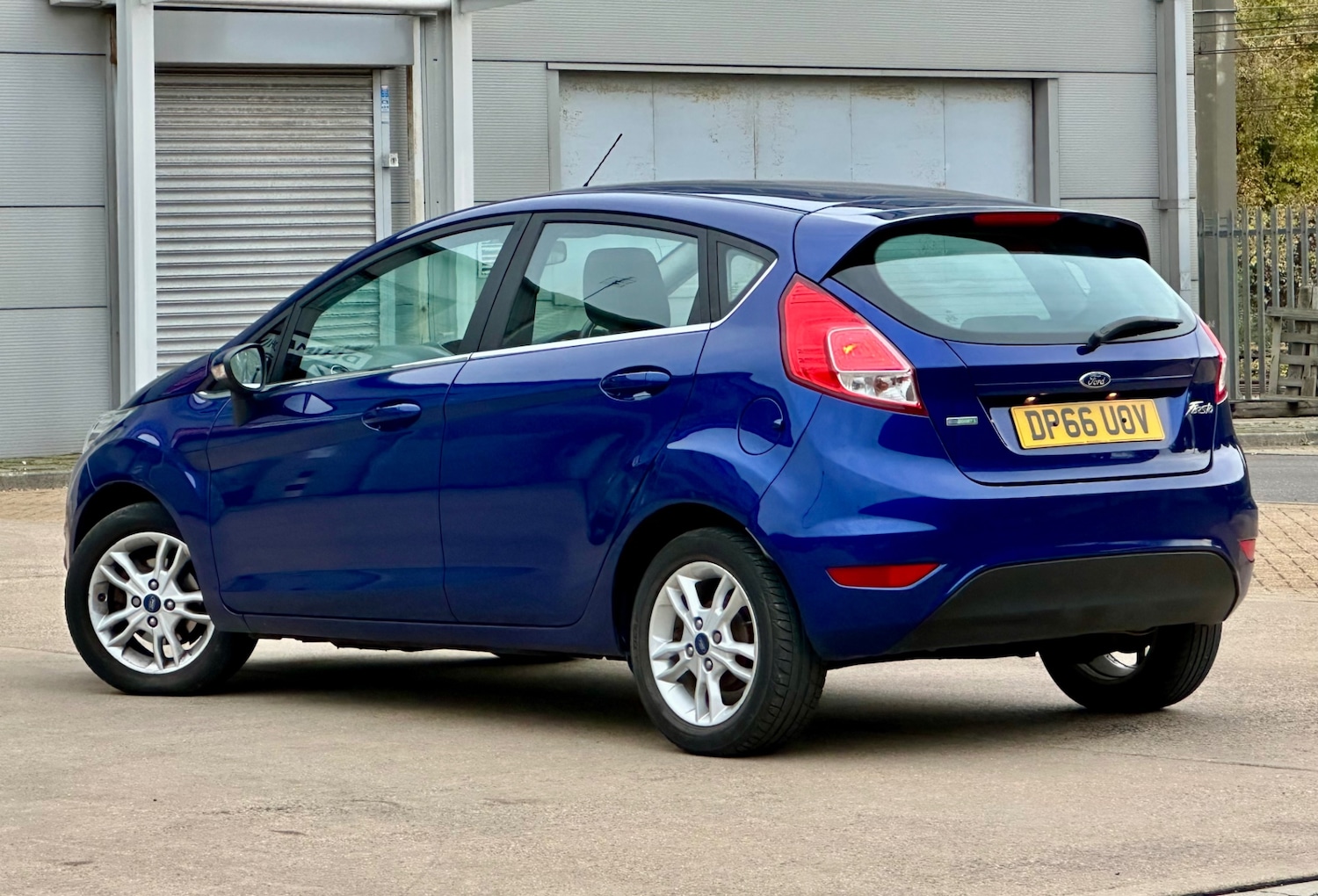 Used Ford Fiesta 2016 for sale - 76763267: Photo 2