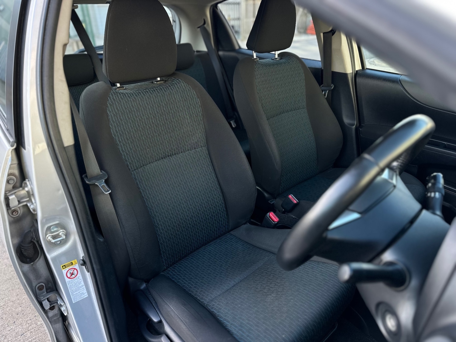 Used Toyota Yaris 2012 for sale - 77798684: Photo 18