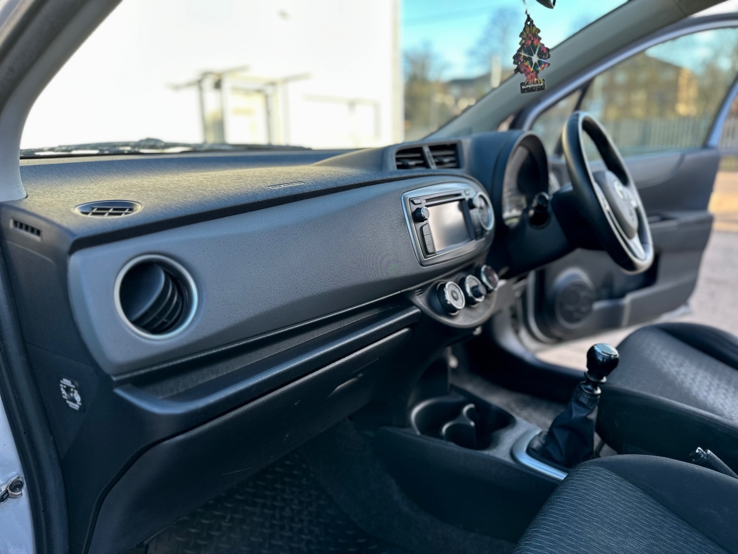 Used Toyota Yaris 2012 for sale - 77798684: Photo 29