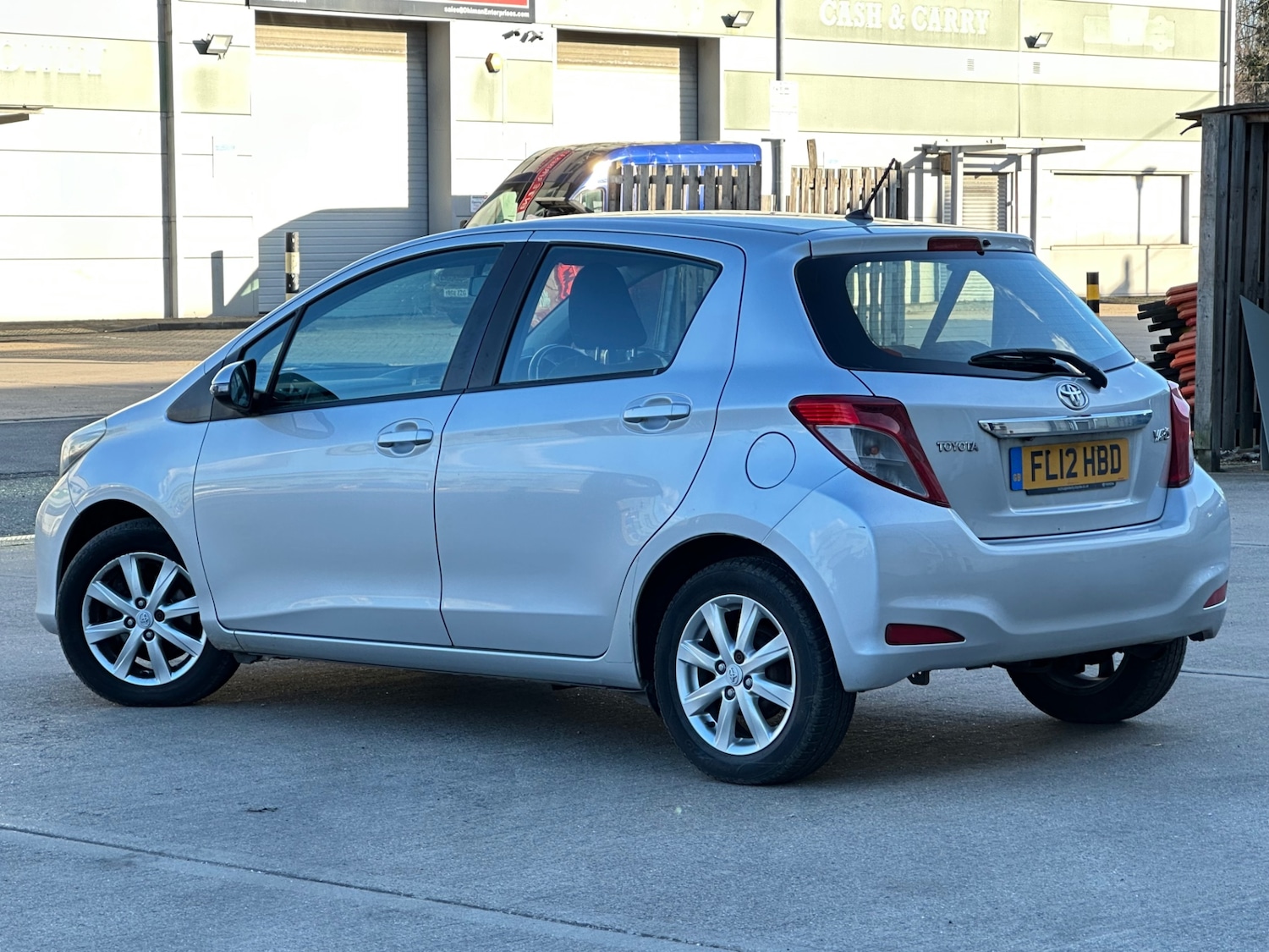 Used Toyota Yaris 2012 for sale - 77798684: Photo 32