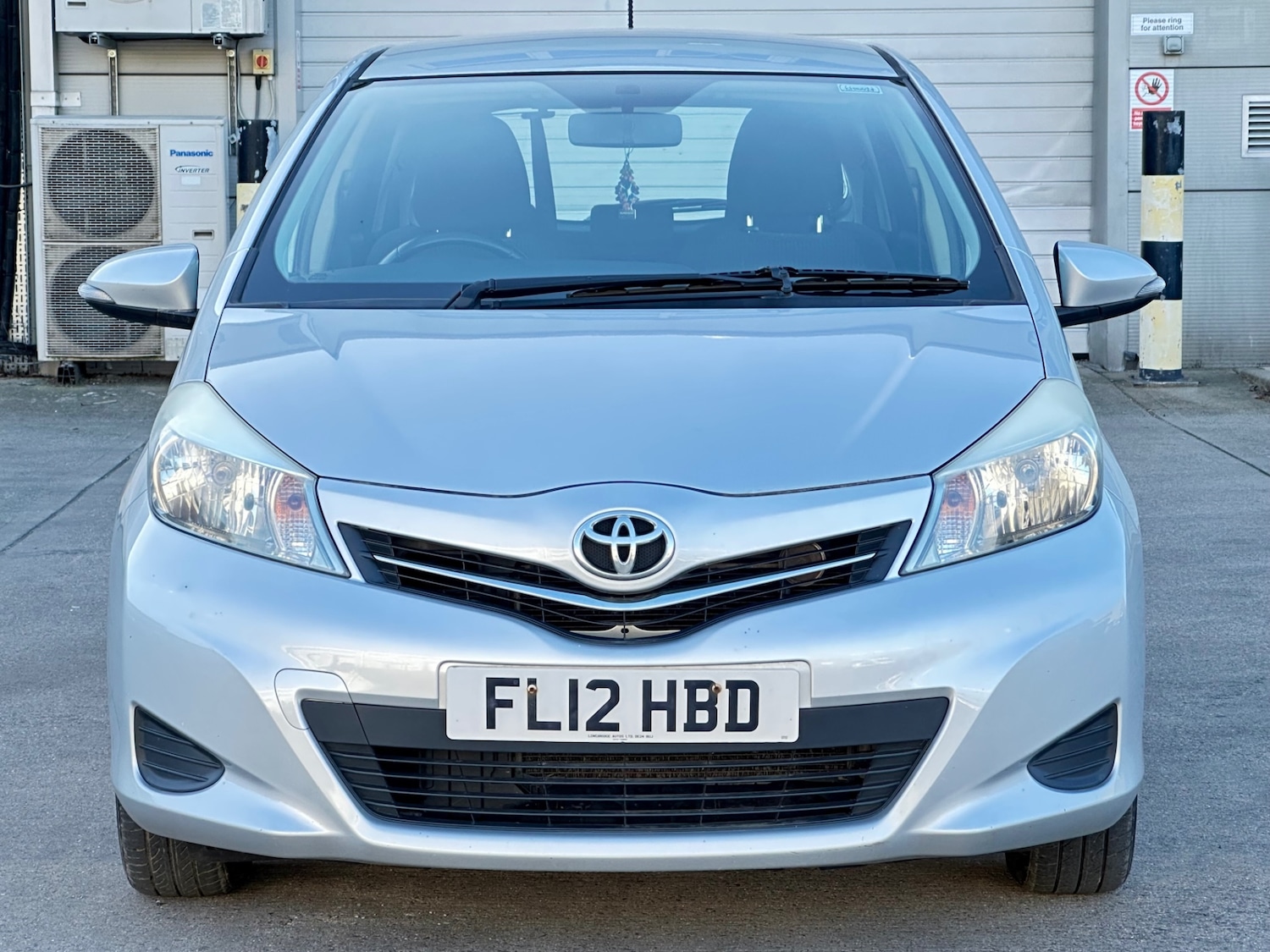 Used Toyota Yaris 2012 for sale - 77798684: Photo 33