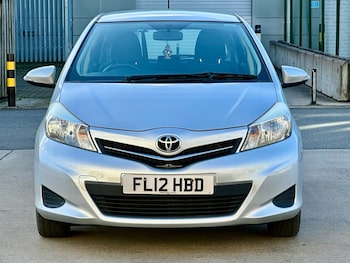 Used Toyota Yaris 2012 for sale - 77798684: Photo