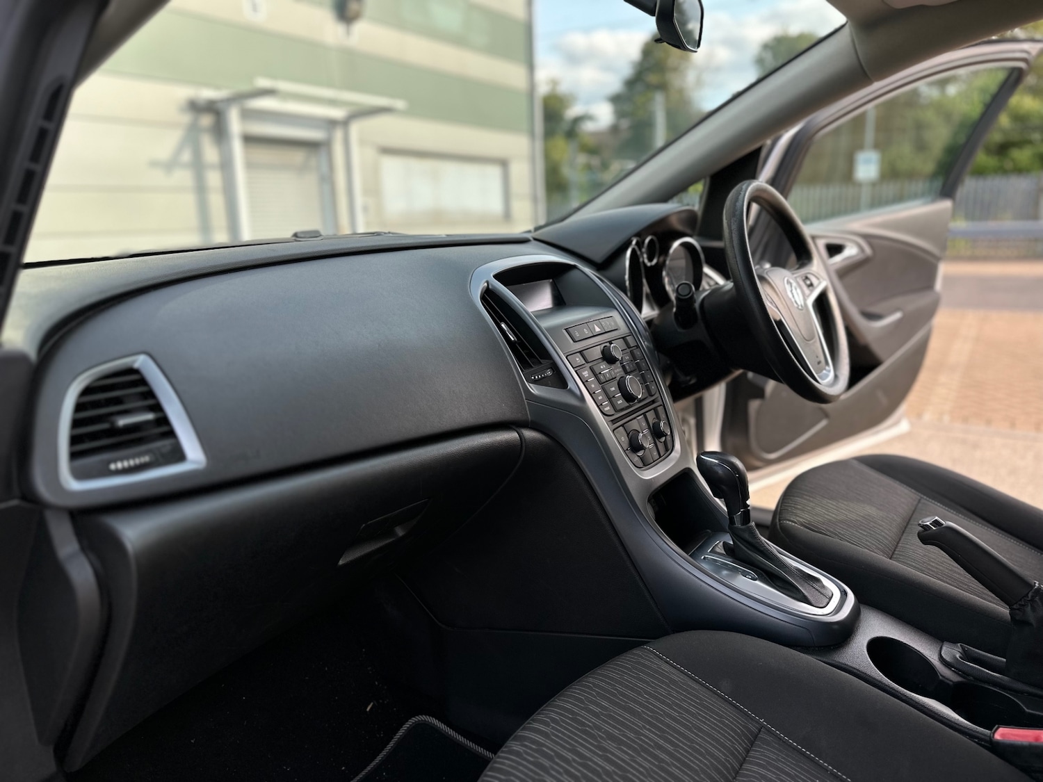 Used Vauxhall Astra 2014 for sale - 77245874: Photo 25