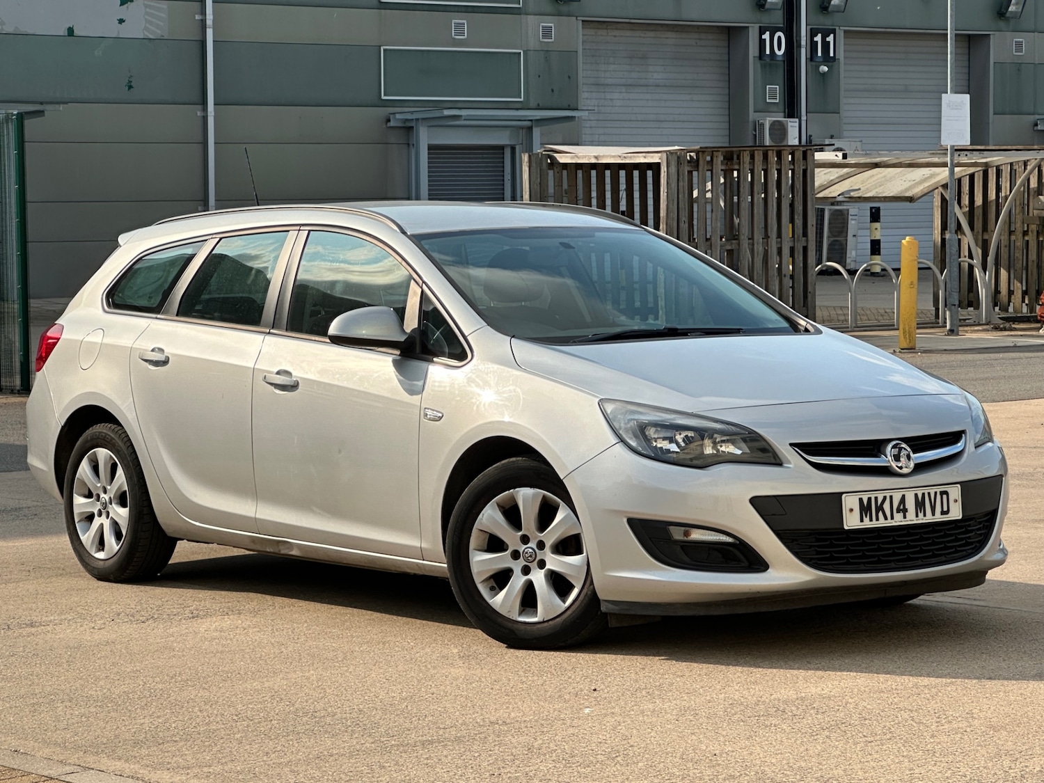 Used Vauxhall Astra 2014 for sale - 77245874: Photo 28