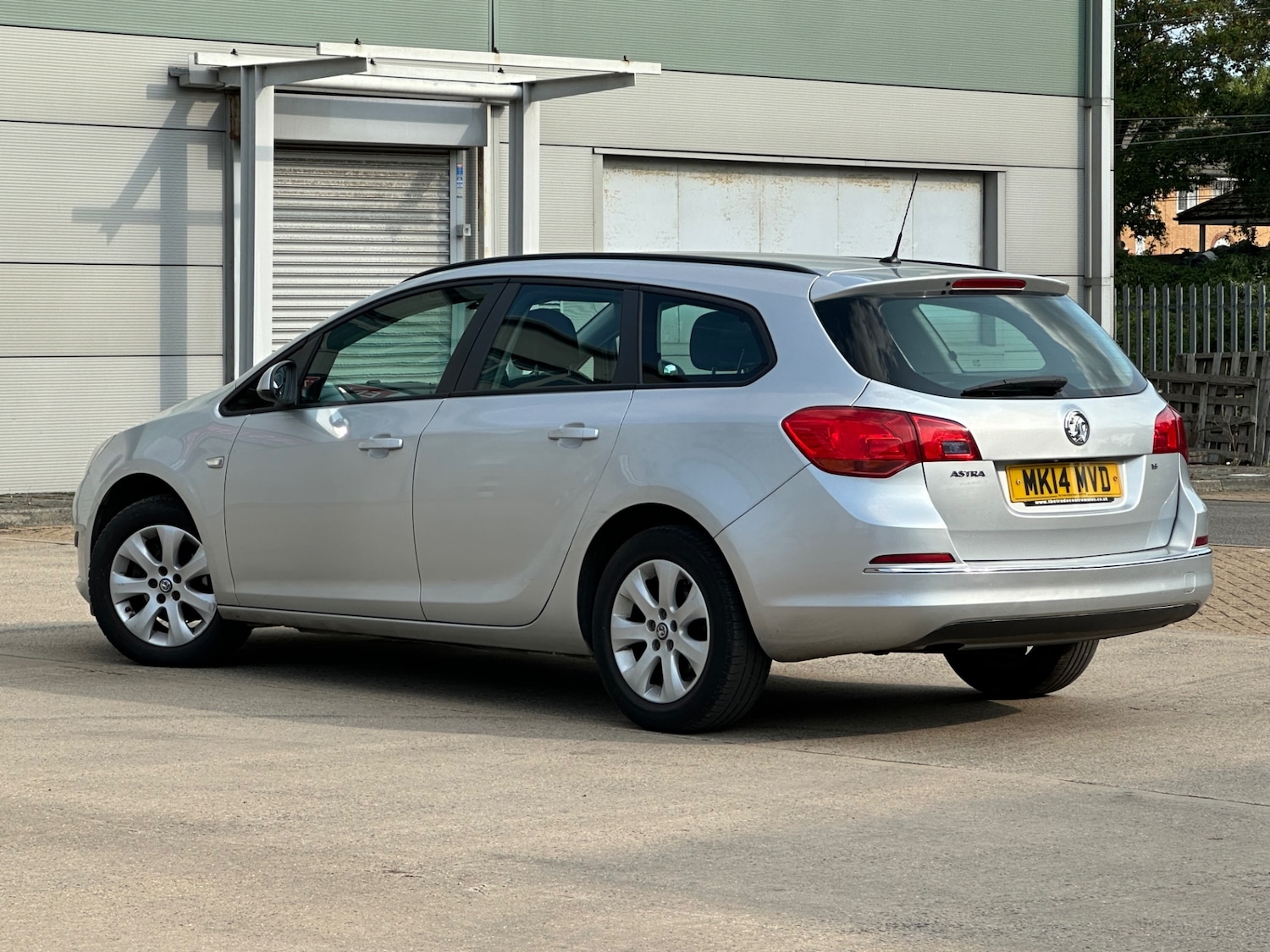 Used Vauxhall Astra 2014 for sale - 77245874: Photo 31