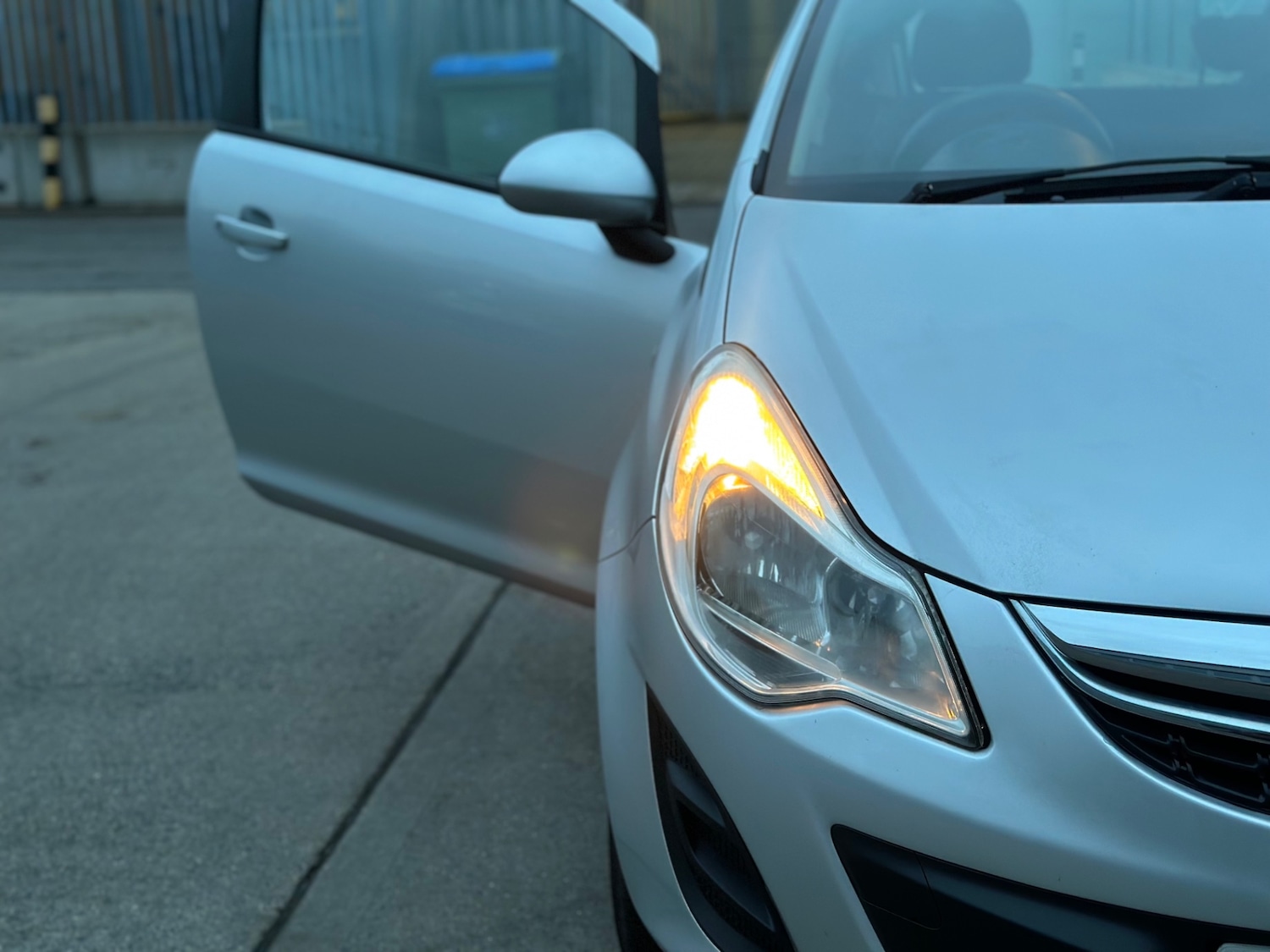 Used Vauxhall Corsa 2012 for sale - 77245889: Photo 21