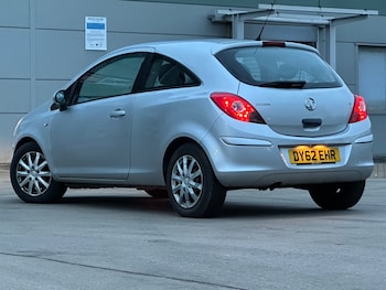 Used Vauxhall Corsa 2012 for sale - 77245889: Photo