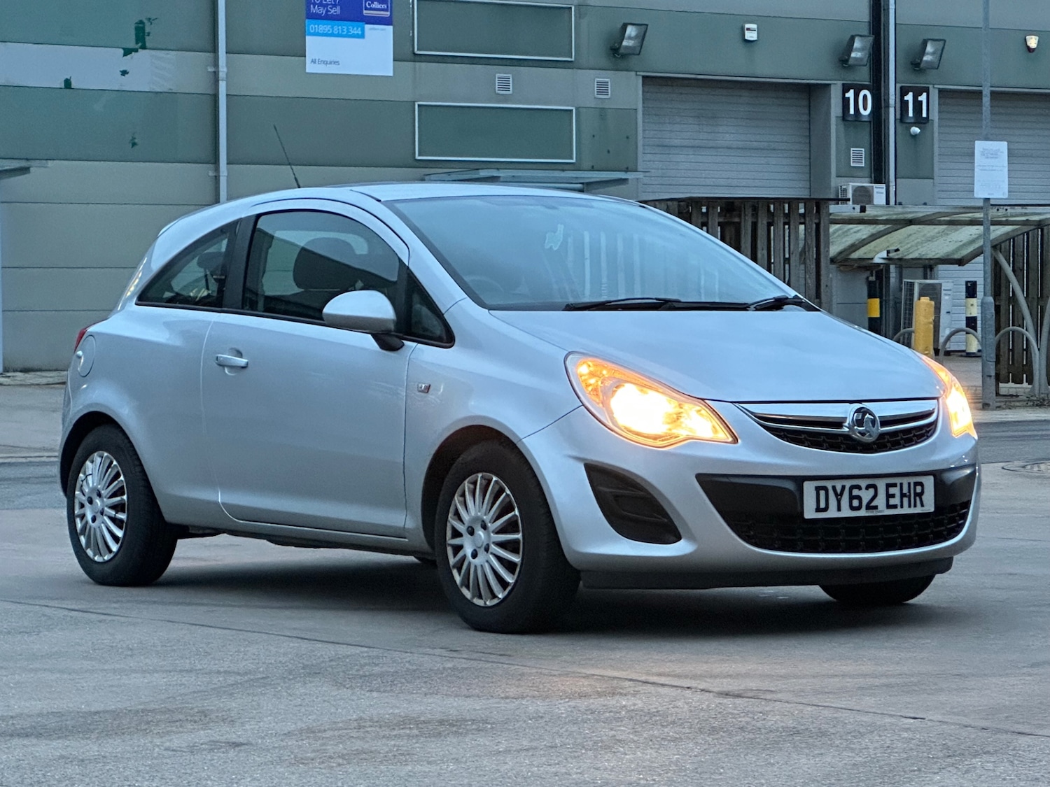 Used Vauxhall Corsa 2012 for sale - 77245889: Photo 3