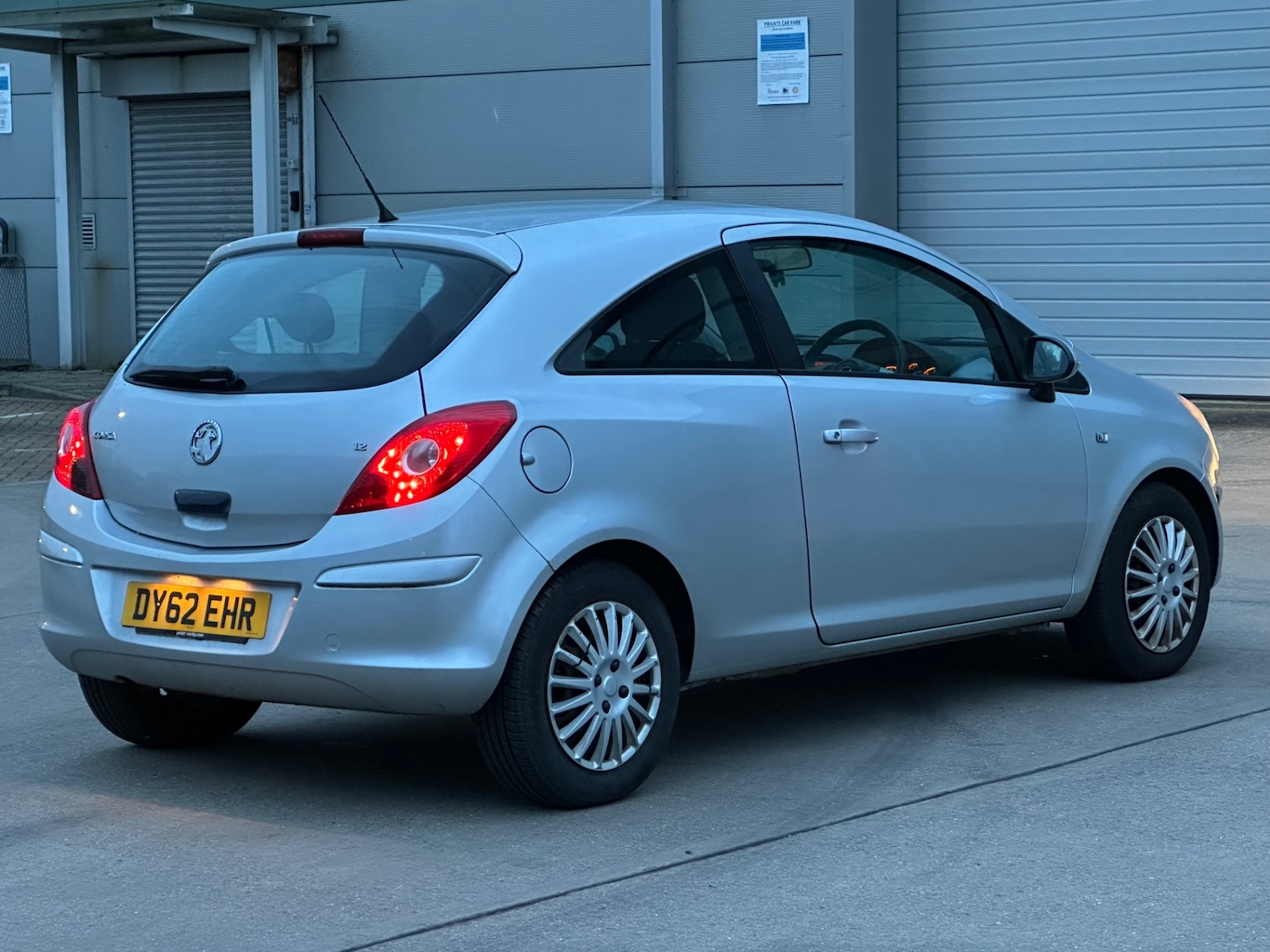Used Vauxhall Corsa 2012 for sale - 77245889: Photo 9