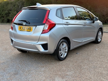 Used Honda Jazz 2016 for sale - 79211648: Photo