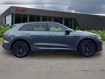 Used Audi Q8 2023 for sale - 75818255: Photo