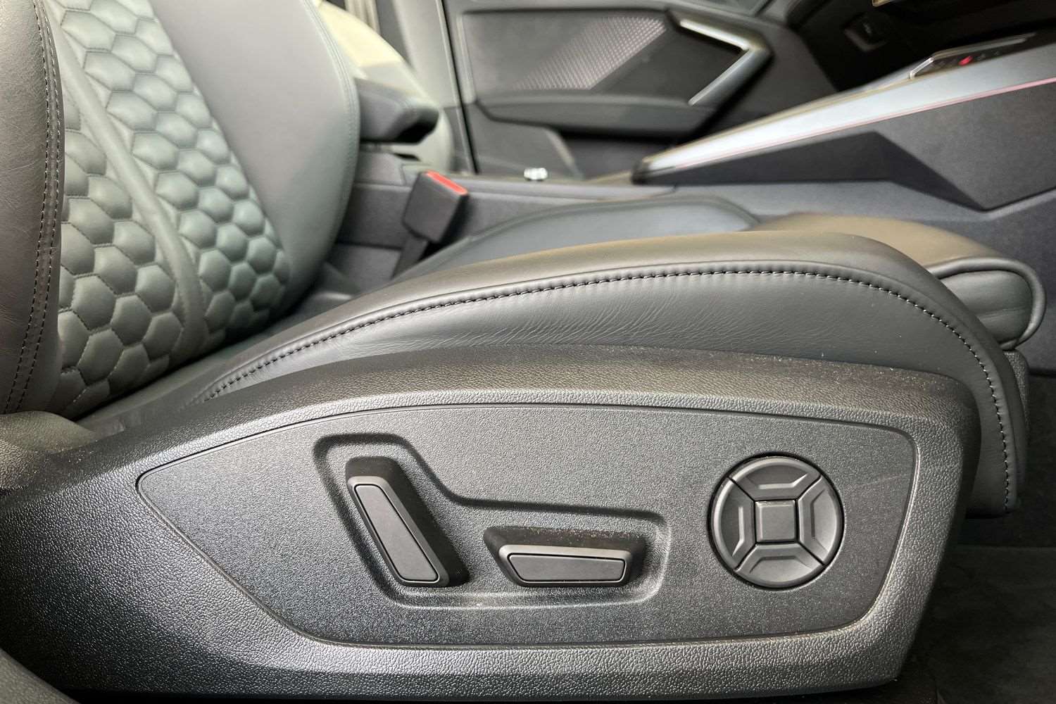 Used Audi RS3 2025 for sale - 77219642: Photo 33