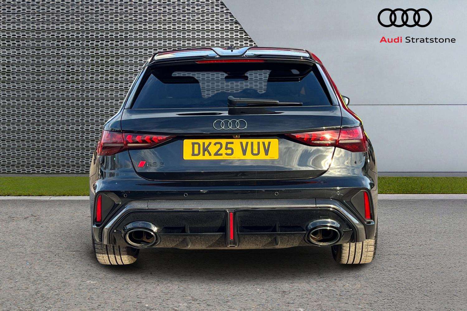 Used Audi RS3 2025 for sale - 77219642: Photo 7