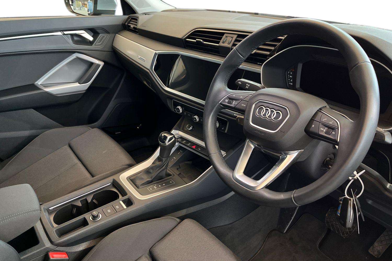 Used Audi Q3 2024 for sale - 77577357: Photo 6